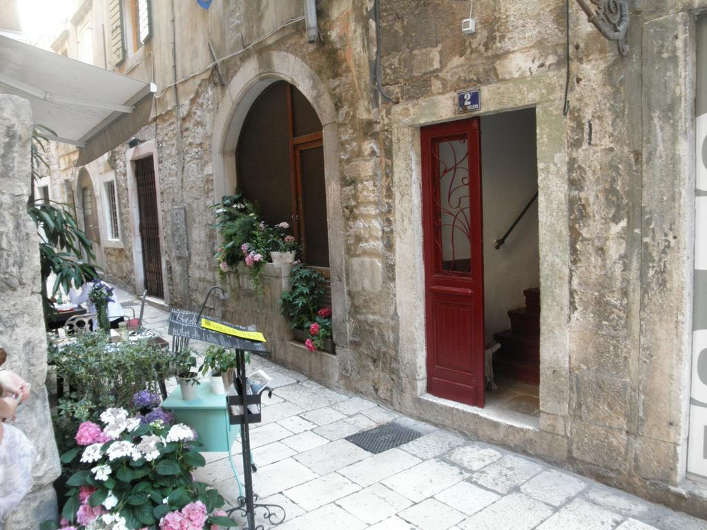 Dino Appartement Split Buitenkant foto